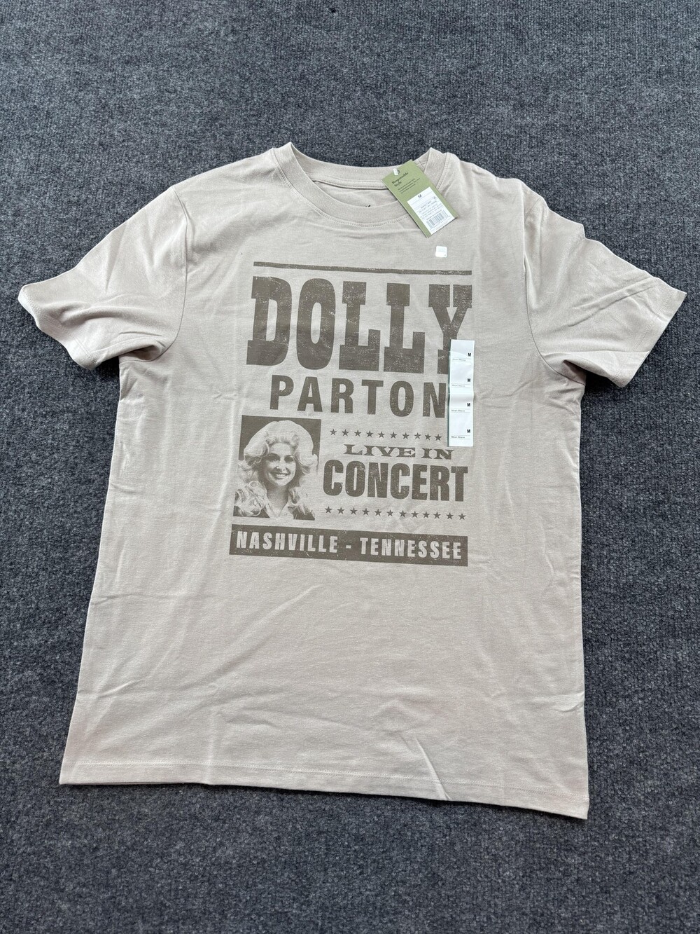 Dolly Parton Shirt Mens Medium Beige Live In Concert Nashville Graphic Tee